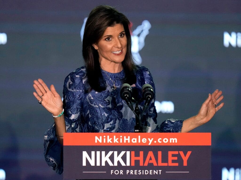 Nikki Haley Utilizes SNL Cameo to Mock Trump as She Runs for US